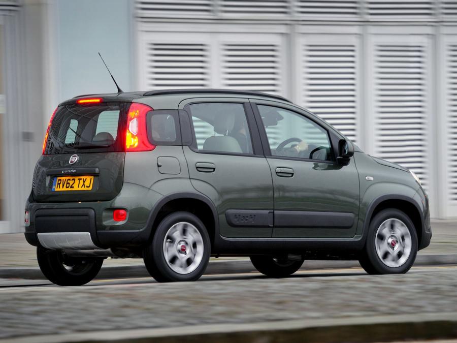  Fiat Panda 4x4 2013 года  (UK) (фото 4 из 16)